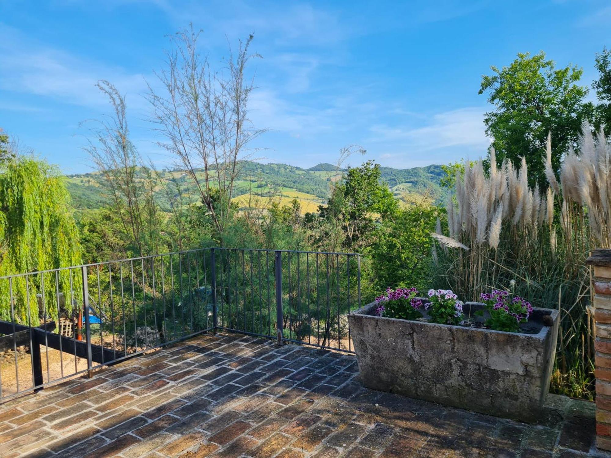 La Mela Rosa Bed & Breakfast Amandola Bagian luar foto